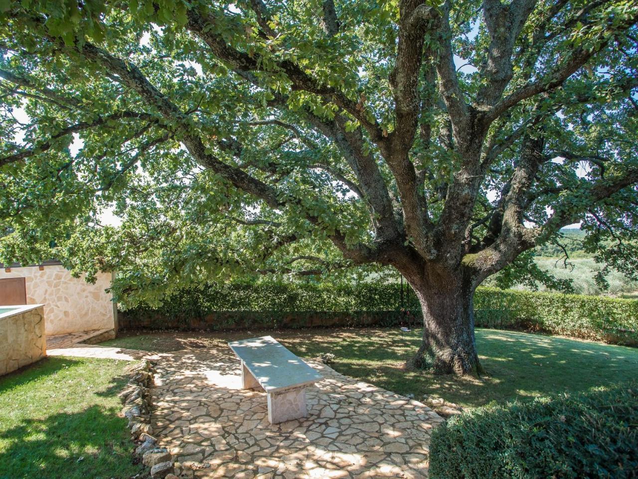 Villa Hrast Bacva Visnjan Bagian luar foto