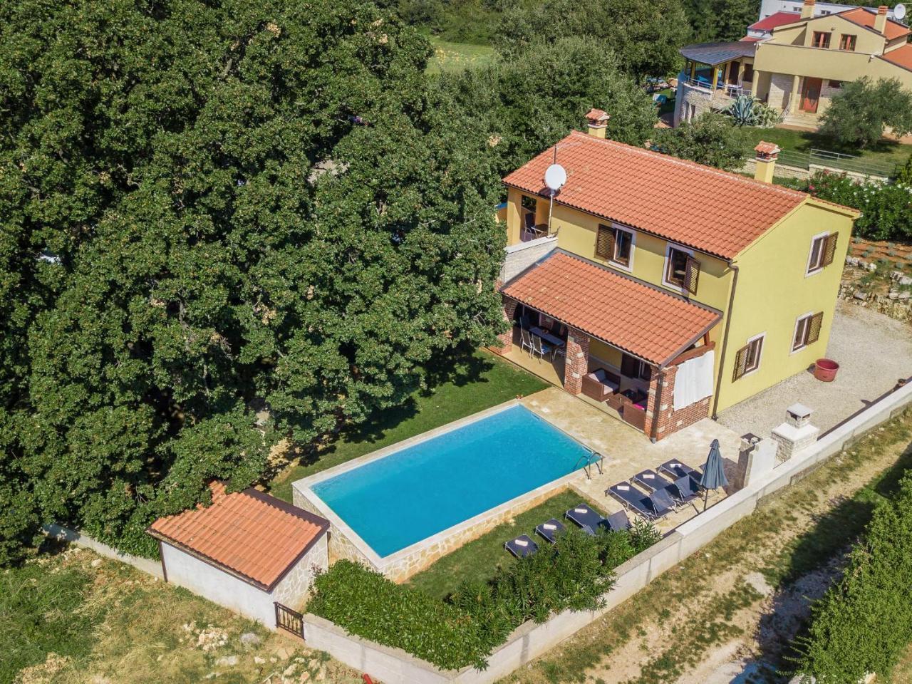 Villa Hrast Bacva Visnjan Bagian luar foto